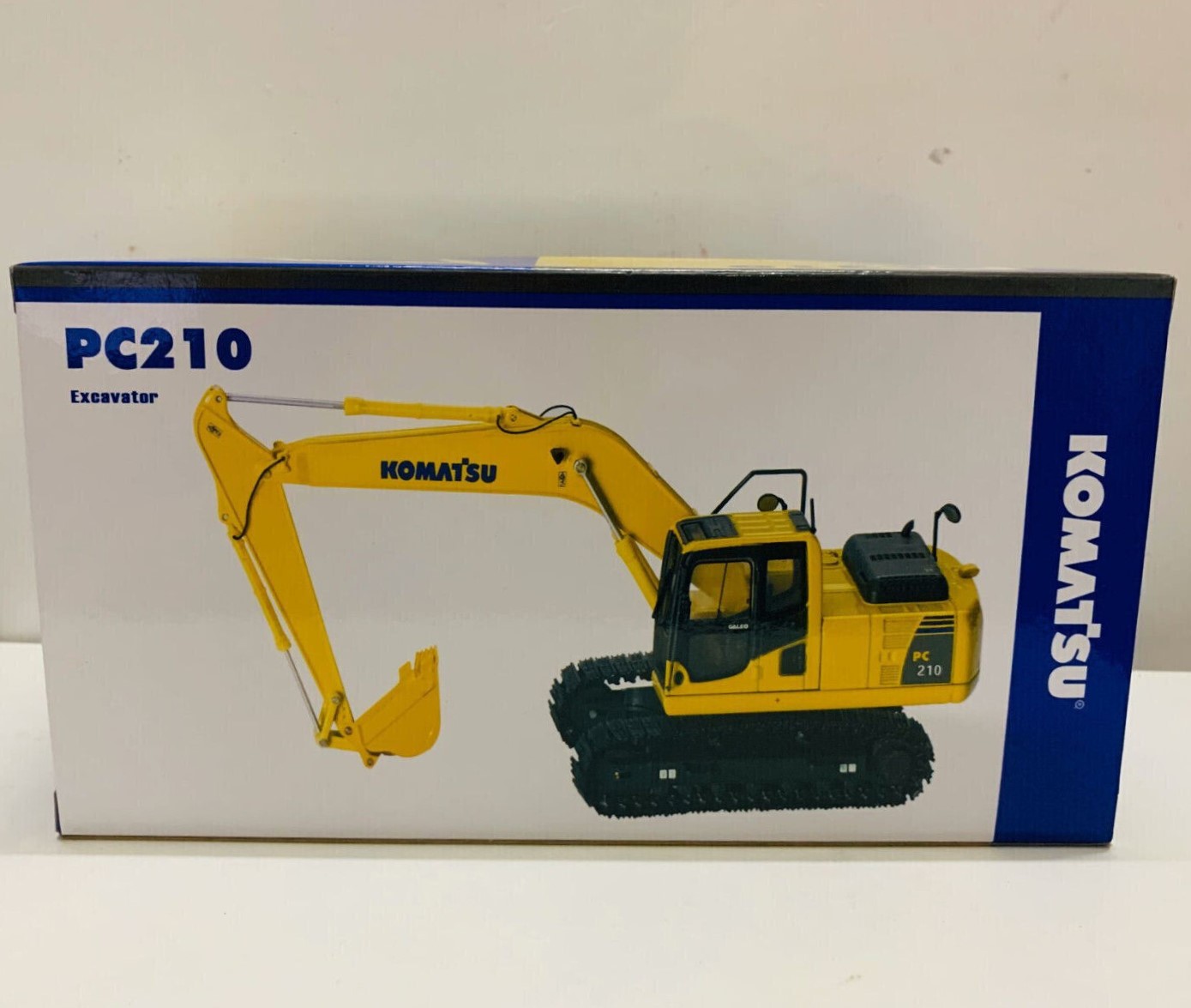 Escavadeira de Esteiras Komatsu PC210 na escala 1:50. - Imagem 3