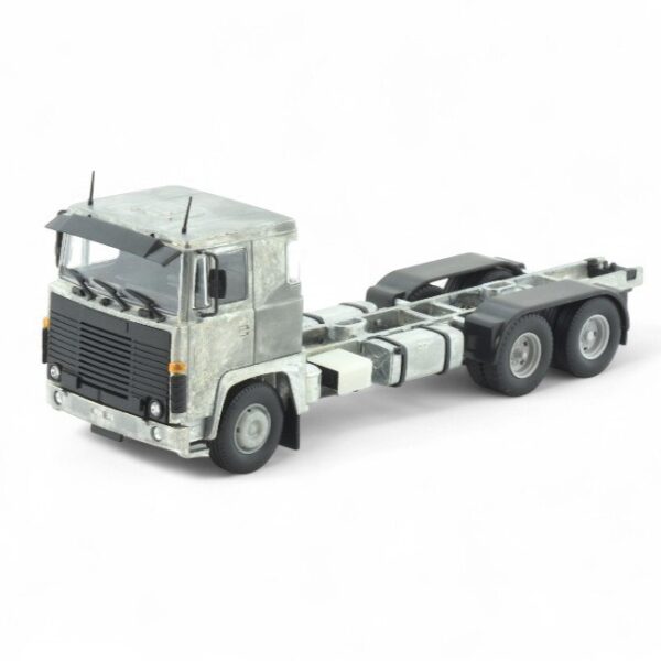 Kit Miniatura Caminhão Scania 141 Rígido na escala 1:50 da Tekno. - Imagem 3