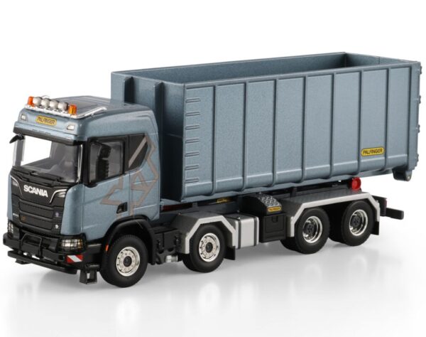 Scania R520 8x4 com Container de Elevação Palfinger Escala 1:50 da WSI. - Imagem 4