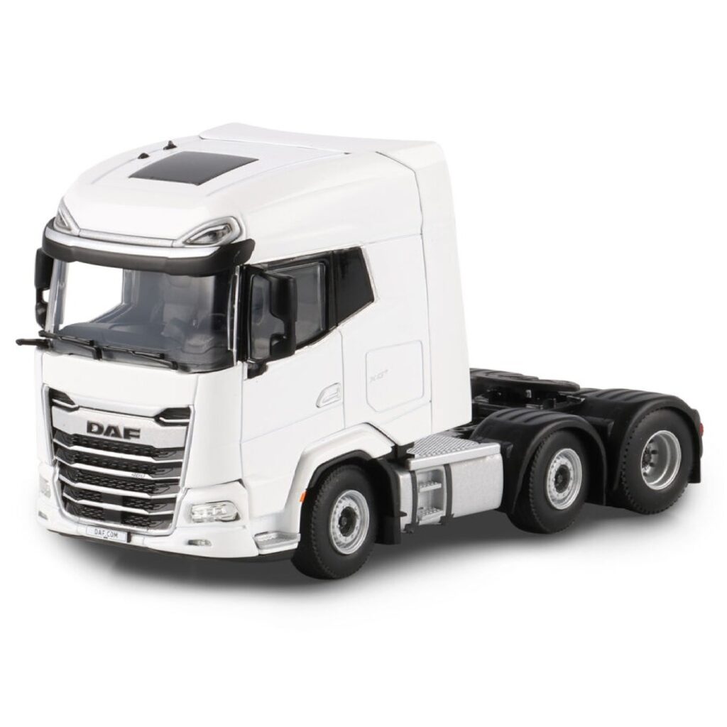 Miniatura Novo DAF XG 6x2 Europeu na escala 1:50 da WSI.