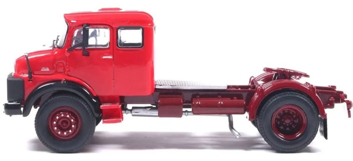 Miniatura Caminhão Mercedes Benz LS1519 1984 BRClassics na escala 1:64. - Imagem 3