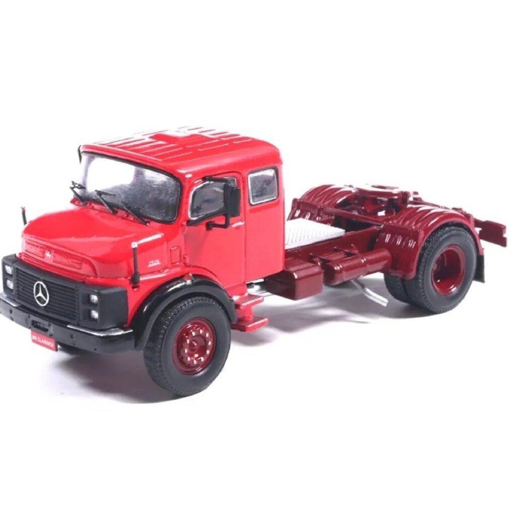 Miniatura Caminhão Mercedes Benz LS1519 1984 BRClassics na escala 1:64.