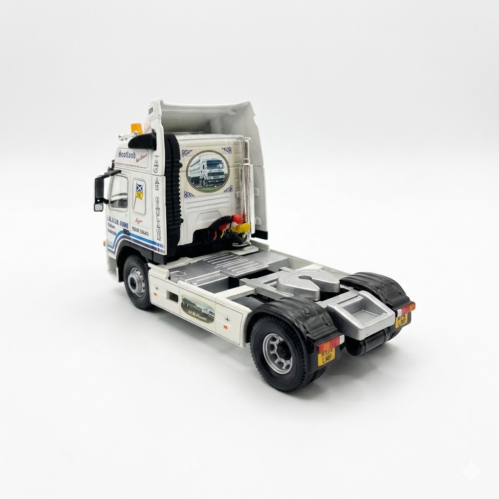 Miniatura Caminhão Volvo FM12 4x2 Escala 1:50 Corgi - USADO. - Imagem 3