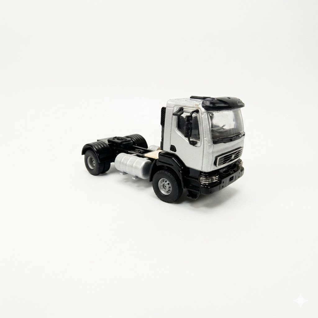 Miniatura Caminhão Volvo Vm 4x2 Escala 1:50 Exclusivo - USADO. - Imagem 3