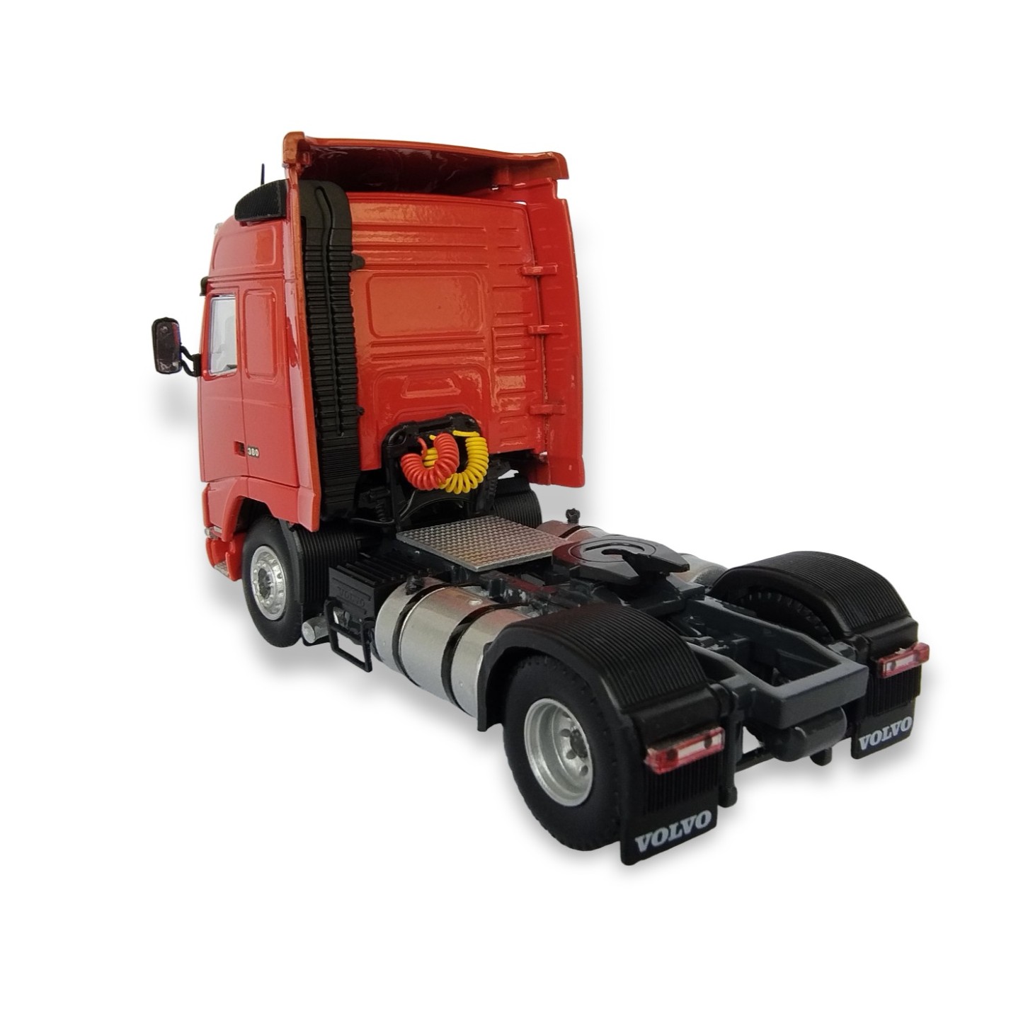Exclusivo Miniatura Caminhão Volvo FH1 380cv 4x2 escala 1:50 Tekno. - Imagem 4