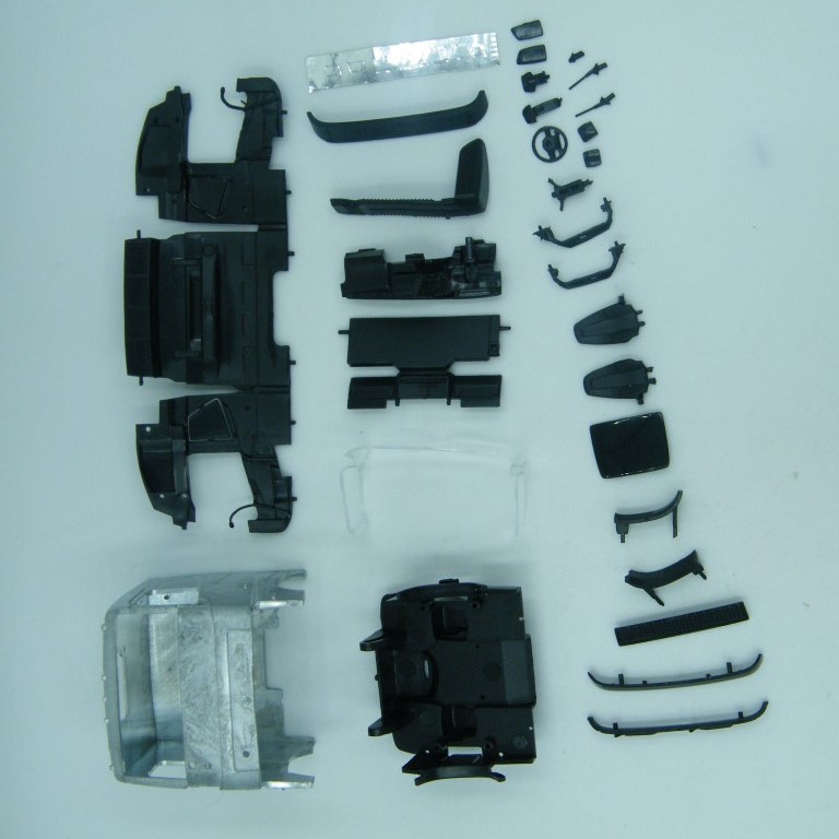 PRÉ-VENDA – Kit Miniatura Novo Volvo FH 5 Cabine Baixa 6x4 escala 1:50 da Tekno. - Imagem 5